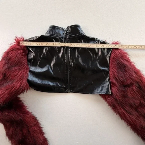Akira Bolero Wine, Coachella, Boho Glam, Faux Fur, Festival Statement, Size S - Picture 7 of 15